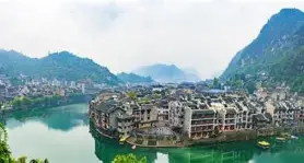 南宫体育-云贵猛虎队读秒绝平江畔猛虎队，篮球小组赛上演耐力碾压对手！韧性与执行并存的简单介绍