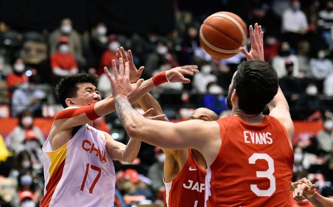 NG体育-窗口期体能课后；北京首钢完成体检备战德甲；信心回归；身体对抗强度拉满的简单介绍