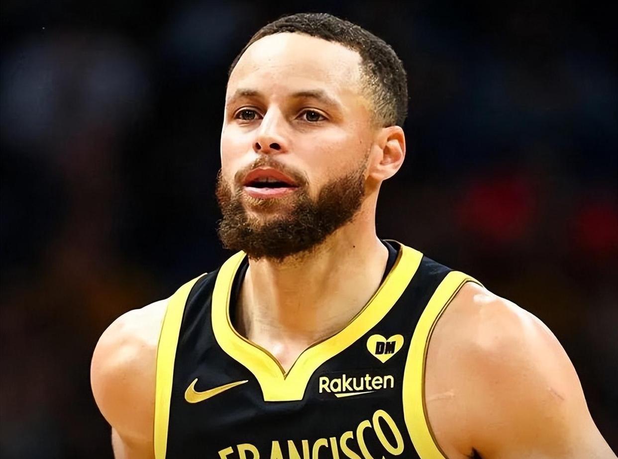 NG体育-库里回归赛场，回归赛场首场状态亮眼，雄鹿观众沸腾！的简单介绍